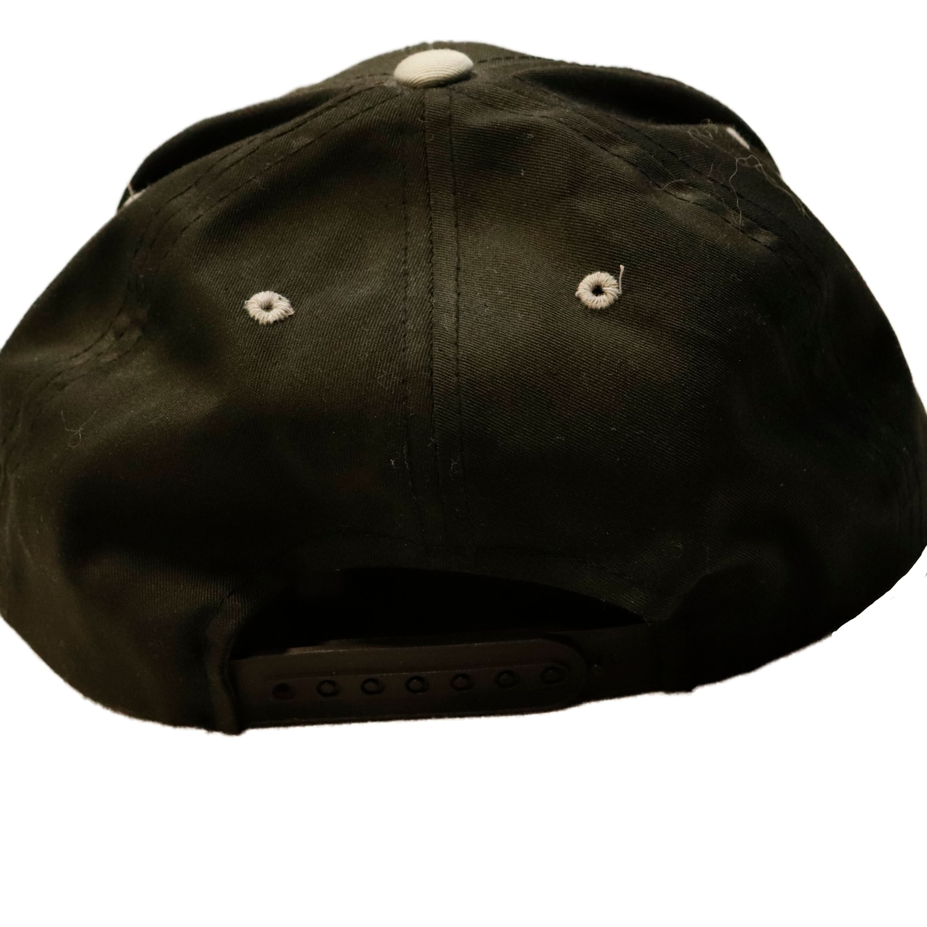 Vintage Raiders Black and White Snapback Hat Size One Size