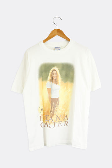 Vintage Deanna Carter Standing In Grass Graphic T Shirt Sz L